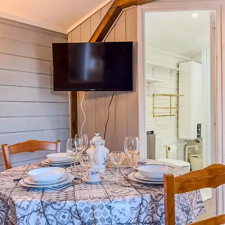Ferienhaus Petit Ideal A La Campagne Avec Parking Auguaise