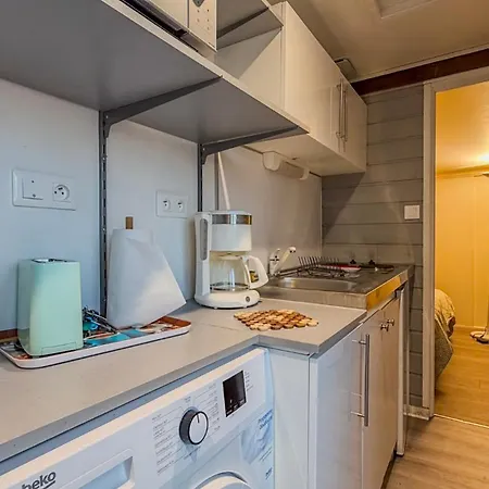 Petit Idéal à La Campagne Avec Wifi Et Parking Auguaise